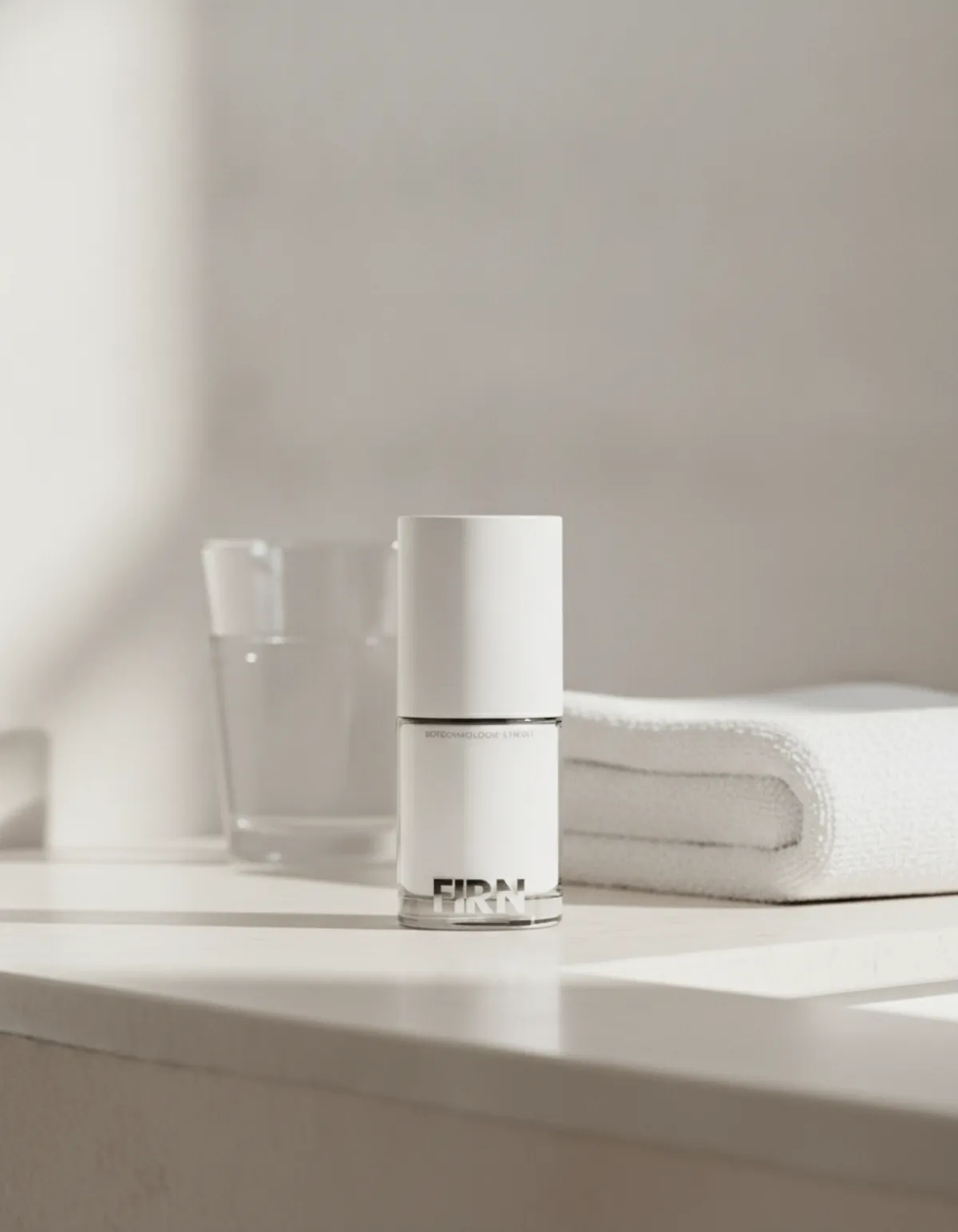 Sérum Régénérant Anti-Taches Firn : mon avis complet sur les 12 % de niacinamide